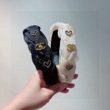 注目アイテム☆ シャネル ヘアバンド スーパーコピー
