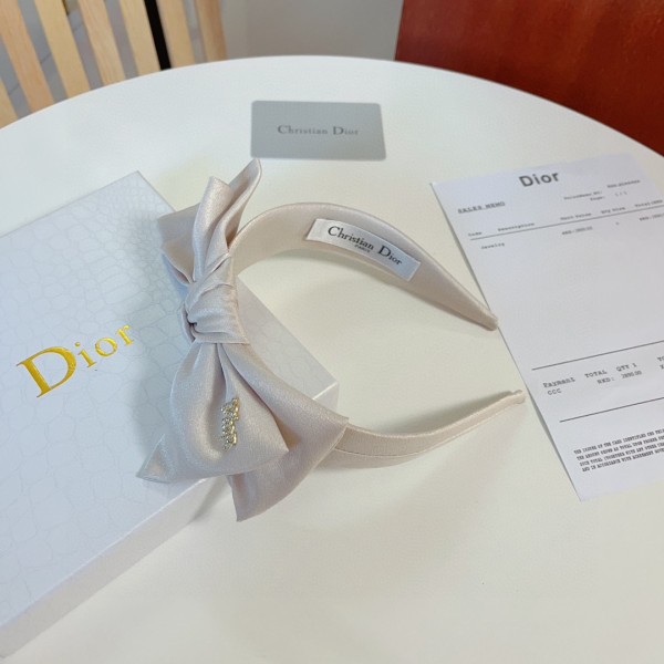 世界中で大人気♪ ディオール ヘアバンド コピー
