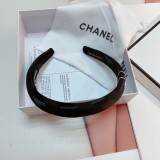 【即発】★ シャネル ヘアバンド 偽物