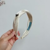 日本未入荷 プラダ ヘアバンド コピー