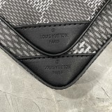 使い勝手良 2024 ルイヴィトン 新作ショルダーバッグ 偽物