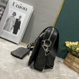 人気急上昇新作 2024 ルイヴィトン 新作ショルダーバッグ スーパーコピー