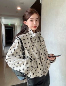 日本未入荷 2026 シャネル 新作 ジャケット 偽物