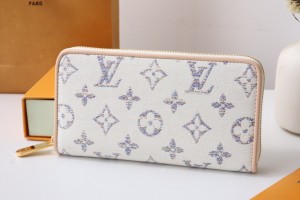 おすすめ ルイヴィトン 男女兼用 長財布 コピー M83456