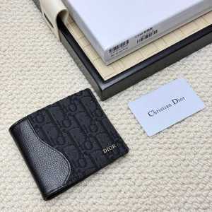 入手困難品！ディオール メンズ 折り財布 偽物 027