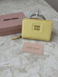 超限定♪ ミュウミュウ レディース 折り財布 スーパーコピー 2524