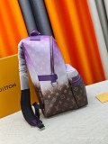 目を惹くカラー ルイヴィトン 男女兼用 バックパック スーパーコピー M28025