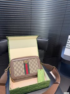 世界中で大人気♪ グッチ レディース ショルダーバッグ スーパーコピー 6042