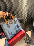 目を惹くカラー グッチ レディース トートバッグ 偽物 655666