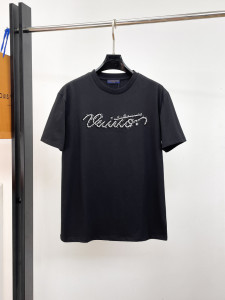 【使い勝手抜群】2026 ルイヴィトン 新作 半袖Tシャツ 偽物