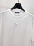 目を惹くカラー 2026 ルイヴィトン 新作 半袖Tシャツ コピー