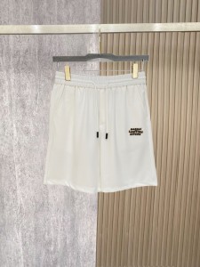 完売必至 ★ 2026 ルイヴィトン 新作 ショートパンツ 偽物