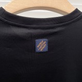 争奪戦 2026 ルイヴィトン 新作 半袖Tシャツ スーパーコピー 2色