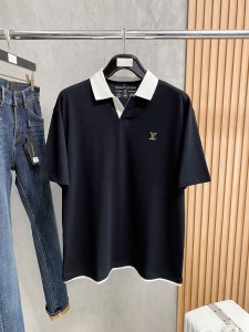 お洒落 2026 ルイヴィトン 新作 半袖Tシャツ コピー