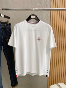 入手困難品！2026 モンクレール 新作 半袖Tシャツ コピー