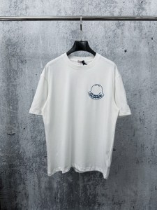 新色登場☆ 2026 モンクレール 新作 半袖Tシャツ コピー