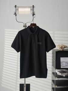 完売必至 2026 モンクレール 新作 半袖Tシャツ スーパーコピー