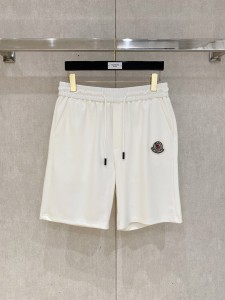 人気爆発☆ 2026 モンクレール 新作 ショートパンツ スーパーコピー