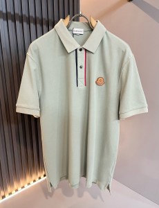 ☆超人気☆ 2026 モンクレール 新作 半袖Tシャツ 偽物