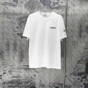 絶対欲しい！2026 モンクレール 新作 半袖Tシャツ 偽物
