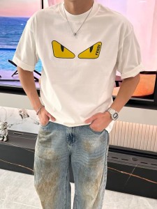 ☆超人気☆ 2026 フェンディ 新作 半袖Tシャツ 偽物