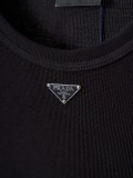 最安値挑戦 2026 プラダ 新作 半袖Tシャツ 偽物