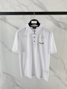 【大特価】  2026 フェンディ 新作 半袖Tシャツ コピー