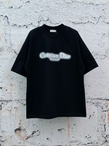 超希少！2026 ディオール 新作 半袖Tシャツ スーパーコピー
