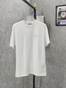 超限定♪ 2026 ディオール 新作 半袖Tシャツ 偽物