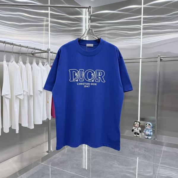 累積売上総額第１位！2026 ディオール 新作 半袖Tシャツ スーパーコピー