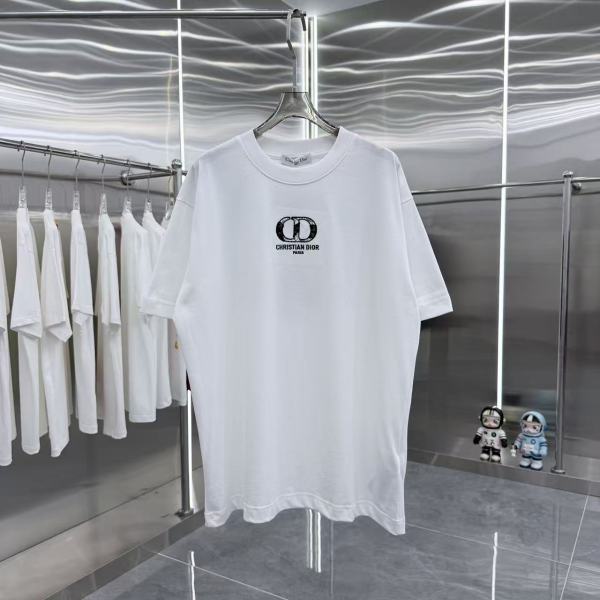 超希少！2026 ディオール 新作 半袖Tシャツ スーパーコピー