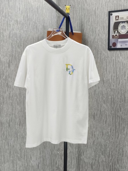 超希少！2026 ディオール 新作 半袖Tシャツ コピー