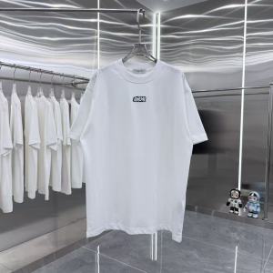 入手困難！2026 ディオール 新作 半袖Tシャツ コピー