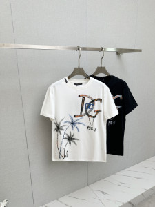 ★日本!!人気！ 2026 ドルチェ&ガッバーナ 新作 半袖Tシャツ 偽物