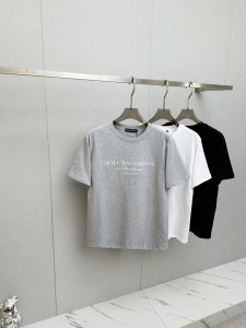 超希少！ 2026 ドルチェ&ガッバーナ 新作 半袖Tシャツ 偽物