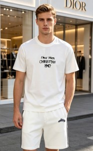絶対欲しい！2026 ディオール 新作 半袖Tシャツ コピー