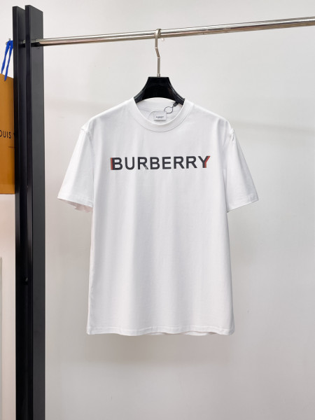 ☆超人気☆ 2026 バーバリー 新作 半袖Tシャツ スーパーコピー