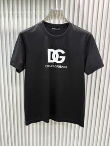 激安価格！ 2026 ドルチェ&ガッバーナ 新作 半袖Tシャツ コピー