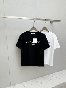激安価格！ 2026 ジバンシー 新作 半袖Tシャツ コピー