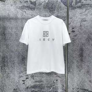 絶対欲しい！ 2026 ジバンシー 新作 半袖Tシャツ 偽物