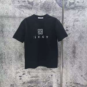 使い勝手良し 2026 ジバンシー 新作 半袖Tシャツ コピー