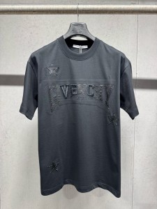 超希少！ 2026 ジバンシー 新作 半袖Tシャツ スーパーコピー