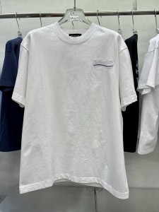 完売前に！ 2026 バレンシアガ 新作 半袖Tシャツ コピー