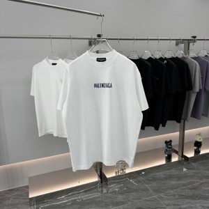 【使い勝手抜群】 2026 バレンシアガ 新作 半袖Tシャツ スーパーコピー