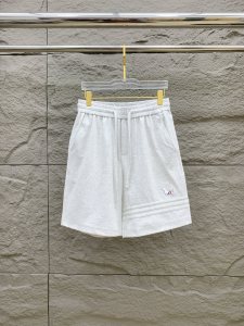 希少♪限定 2026 トム·ブラウン 新作 ショートパンツ 偽物