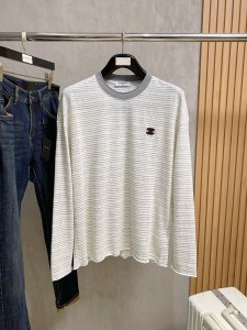 入手困難品！2026 セリーヌ 新作 長袖Tシャツ 偽物