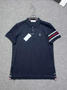【大特価】 2026 トム·ブラウン 新作 半袖Tシャツ 偽物