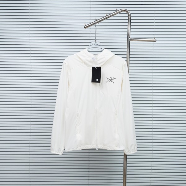 ★日本!!人気！2026 アークテリクス 新作 日焼け止め服 スーパーコピー
