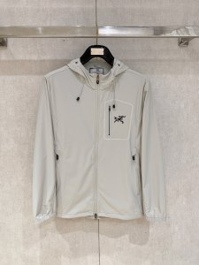 完売前に！2026 アークテリクス 新作 日焼け止め服 コピー