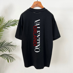 高品質 2026 ヴァレンティノ 新作 半袖Tシャツ スーパーコピー
